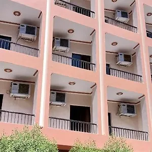 3* Hotel Shady