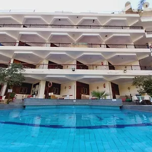 3* Camping Rezeiky & Camp